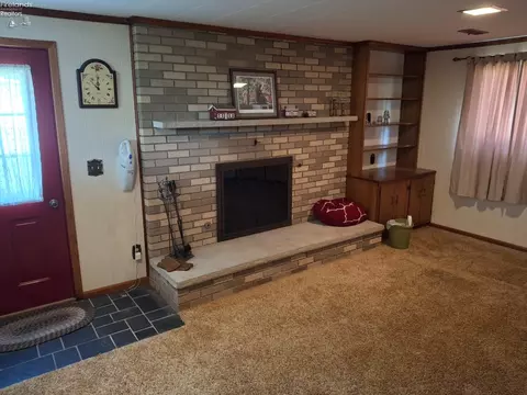 Living - 96 Perrin Rd, Milan, OH 44846 photo 4 of 5