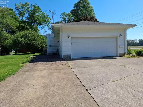 Exterior - 96 Perrin Rd, Milan, OH 44846 photo 3 of 3