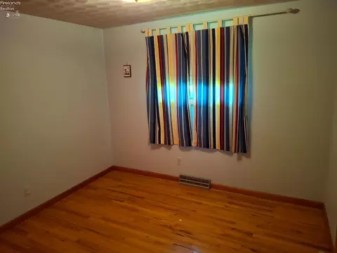 Bedroom - 96 Perrin Rd, Milan, OH 44846 photo 3 of 3