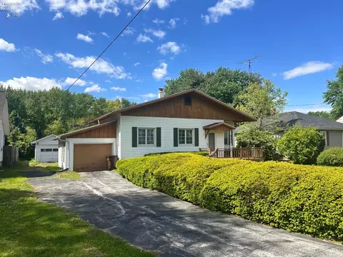 2468 Buckland Ave, Fremont, OH 43420