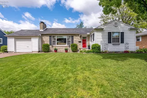 644 Orchard Dr, Port Clinton, OH 43452