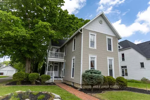 61 Main St, Tiffin, OH 44883