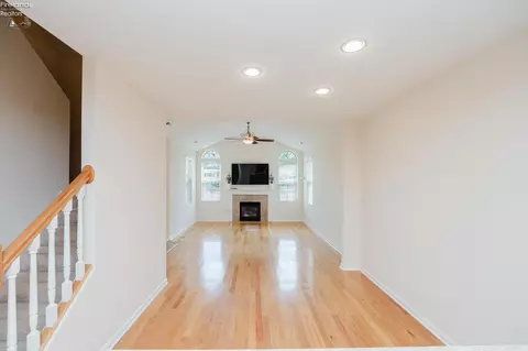 Living - 3847 Coventry Ln, Huron, OH 44839 photo 2 of 2