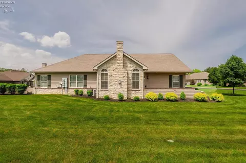 Exterior - 3847 Coventry Ln, Huron, OH 44839 photo 4 of 6