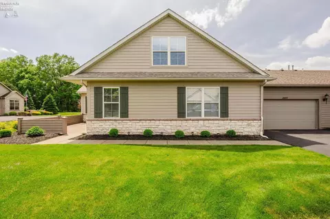 Exterior - 3847 Coventry Ln, Huron, OH 44839 photo 1 of 6