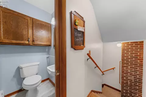 Entry Way - 1320 Berlin Rd, Huron, OH 44839 photo 5 of 9