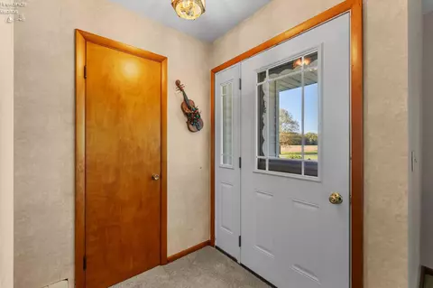 Entry Way - 1320 Berlin Rd, Huron, OH 44839 photo 1 of 9