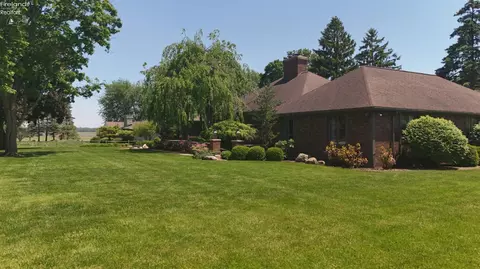 Exterior - 3985 Wiers Rd, Willard, OH 44890 photo 3 of 6