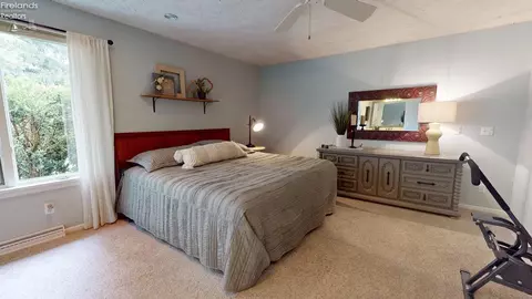 Bedroom - 3985 Wiers Rd, Willard, OH 44890 photo 1 of 11