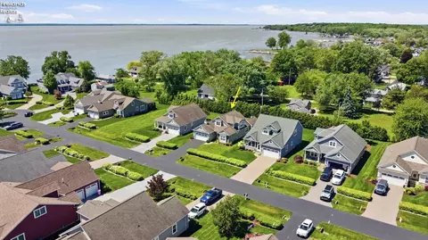 2110 Bailiwick, Marblehead, OH 43440