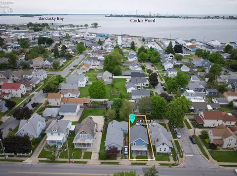 817 1st St, Sandusky, OH 44870