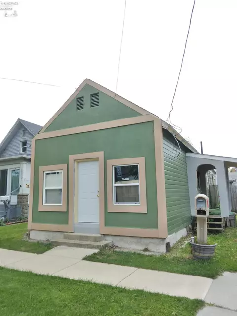 1505 Campbell St, Sandusky, OH 44870