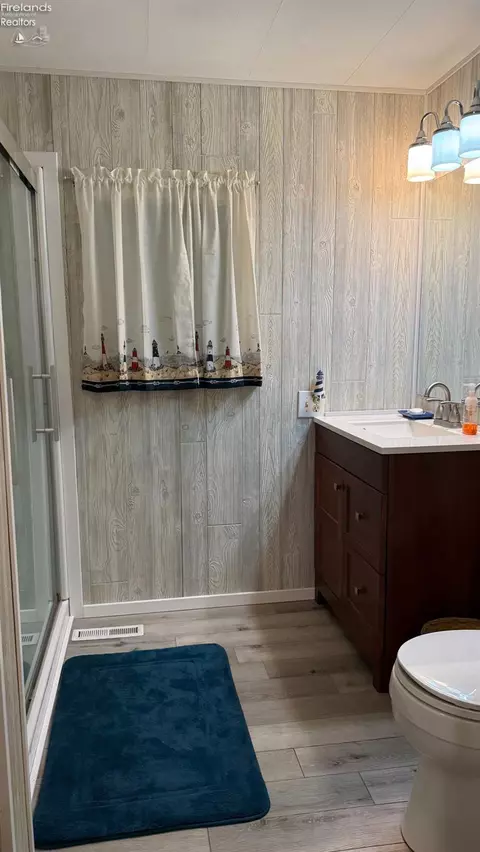 29 Castle, Marblehead, OH 43440 photo 14