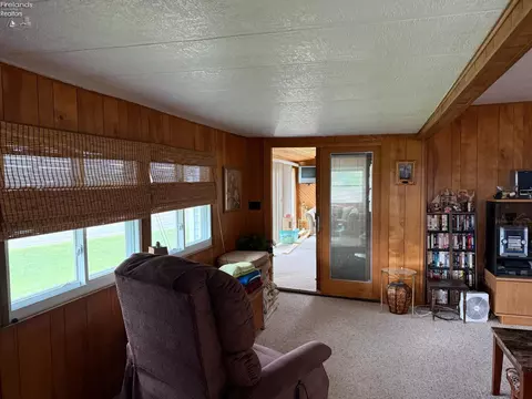 29 Castle, Marblehead, OH 43440 photo 10