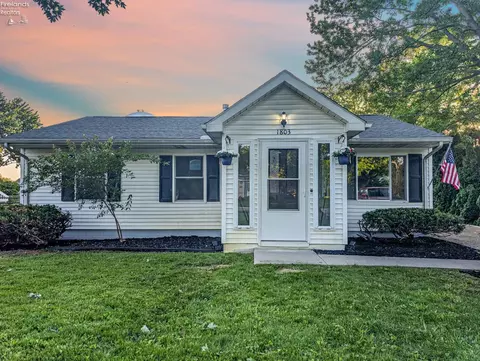 1803 Putnam St, Sandusky, OH 44870