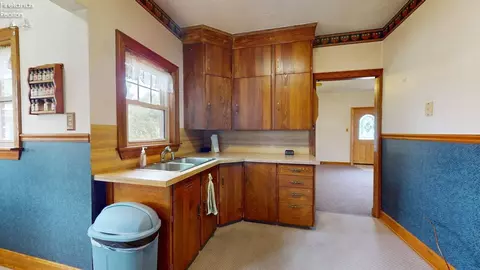 Kitchen - 703 S Myrtle Ave, Willard, OH 44890 photo 1 of 2