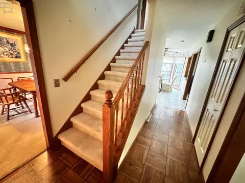 Entry Way - 328 Windsor Ct, Huron, OH 44839 photo 2 of 2