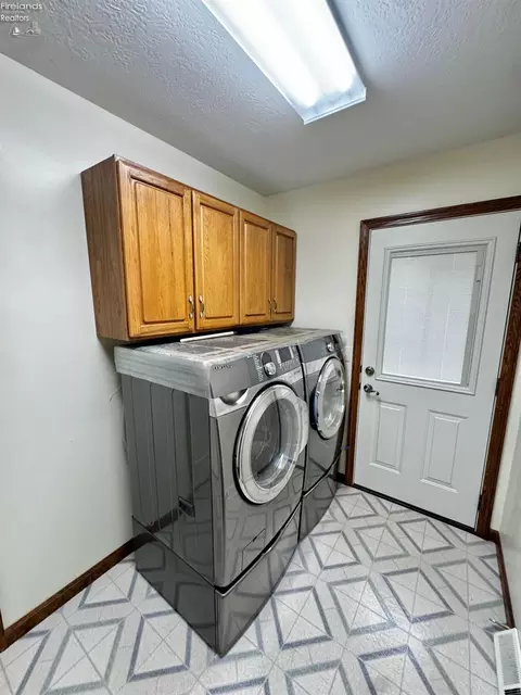 Other - 328 Windsor Ct, Huron, OH 44839 photo 2 of 2
