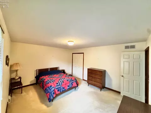 Bedroom - 328 Windsor Ct, Huron, OH 44839 photo 4 of 6