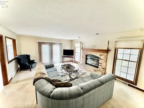 Living - 328 Windsor Ct, Huron, OH 44839 photo 1 of 1