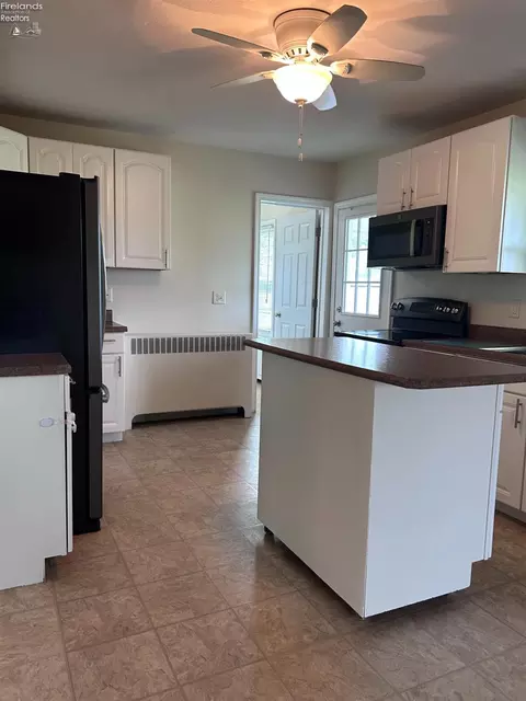 Kitchen - 710 River Rd, Huron, OH 44839 photo 1 of 3