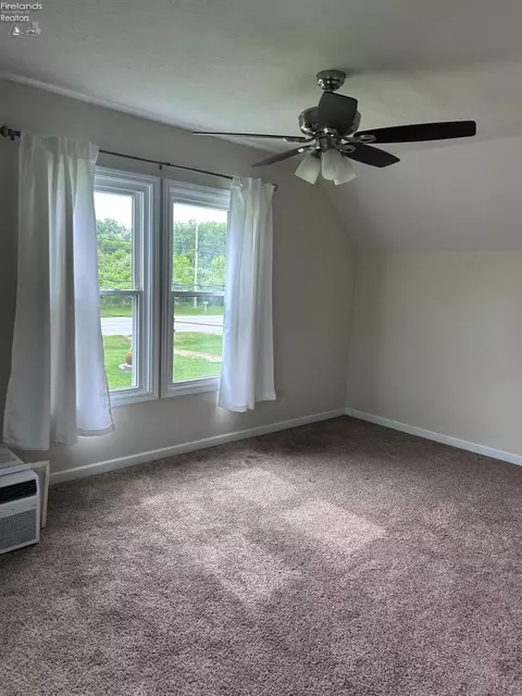 Bedroom - 710 River Rd, Huron, OH 44839 photo 2 of 3