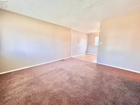 Living - 420 Moore Ave, Bellevue, OH 44811 photo 3 of 4