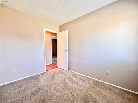 Bedroom - 420 Moore Ave, Bellevue, OH 44811 photo 3 of 9