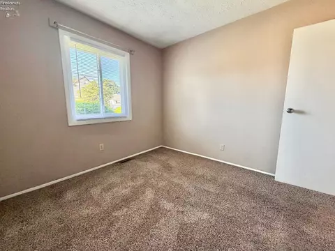 Bedroom - 420 Moore Ave, Bellevue, OH 44811 photo 8 of 9