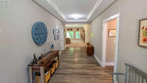 Entry Way - 314 Lighthouse Oval, Marblehead, OH 43440 photo 2 of 2