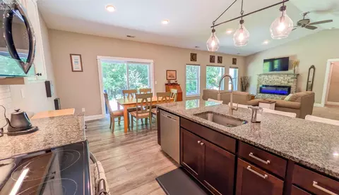 Kitchen - 314 Lighthouse Oval, Marblehead, OH 43440 photo 1 of 1
