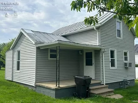 19 N Delaware St, Shiloh, OH 44878