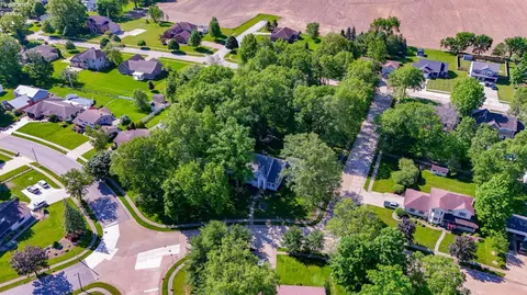 View/Area - 701 Kennedy Dr, Willard, OH 44890 photo 4 of 9