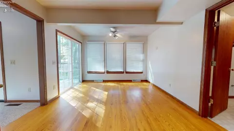 Dining - 701 Kennedy Dr, Willard, OH 44890 photo 3 of 5