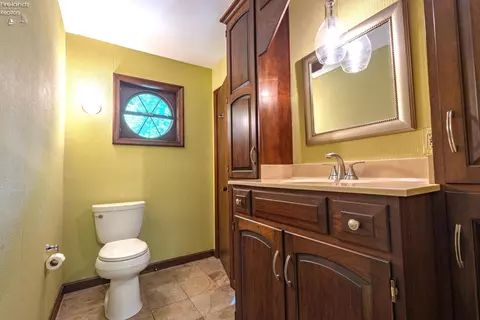 Bath - 3917 Hilltop Dr, Huron, OH 44839 photo 3 of 5