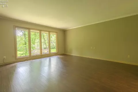 Living - 3917 Hilltop Dr, Huron, OH 44839 photo 1 of 5
