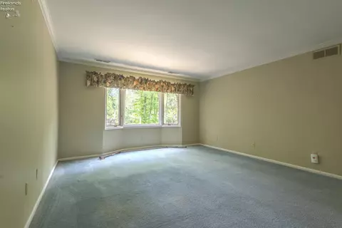 Bedroom - 3917 Hilltop Dr, Huron, OH 44839 photo 2 of 2