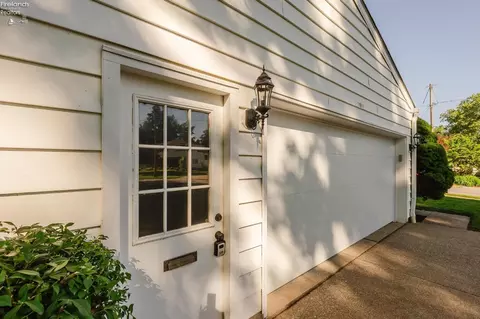 Exterior - 1011 Dockway, Huron, OH 44839 photo 6 of 14