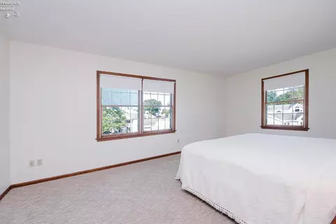 Bedroom - 1011 Dockway, Huron, OH 44839 photo 1 of 9