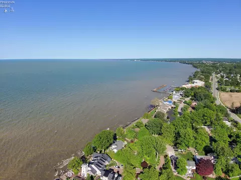 View/Area - 1011 Dockway, Huron, OH 44839 photo 2 of 22