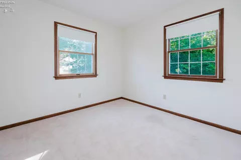 Bedroom - 1011 Dockway, Huron, OH 44839 photo 4 of 9