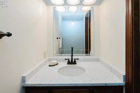 Bath - 1011 Dockway, Huron, OH 44839 photo 1 of 8