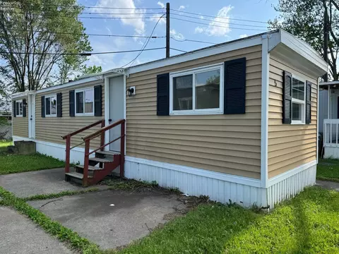 907 Tiffin St #5, Fremont, OH 43420