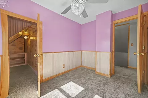 Bedroom - 216 W Laurel St, Willard, OH 44890 photo 4 of 7