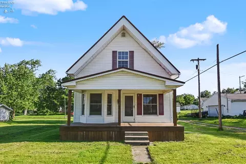 216 W Laurel St, Willard, OH 44890