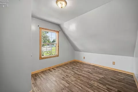 Bedroom - 216 W Laurel St, Willard, OH 44890 photo 1 of 7