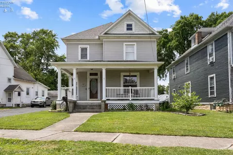 209 Greenwood Hts, Bellevue, OH 44811