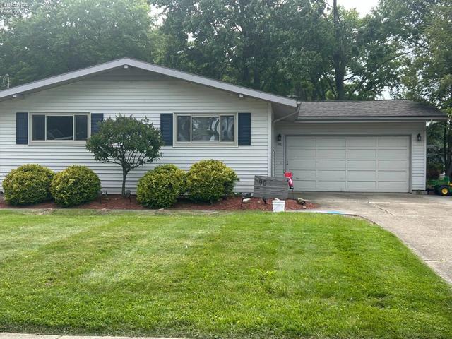 90 Eastwood Dr, Norwalk, OH 44857
