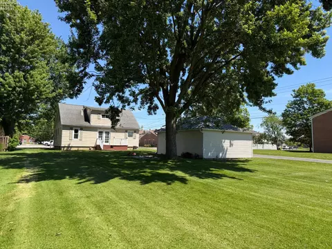 Exterior - 822 Eulalia Ave, Upper Sandusky, OH 43351 photo 3 of 3