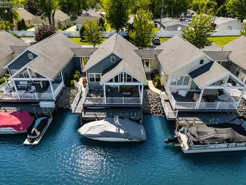 9886 E Bayshore Rd #19, Marblehead, OH 43440